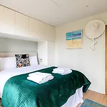 A Stylish Haven Near Portobello Road